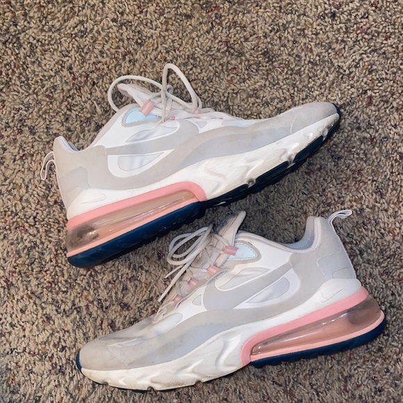 Air max 270 react - Picture 2 of 3